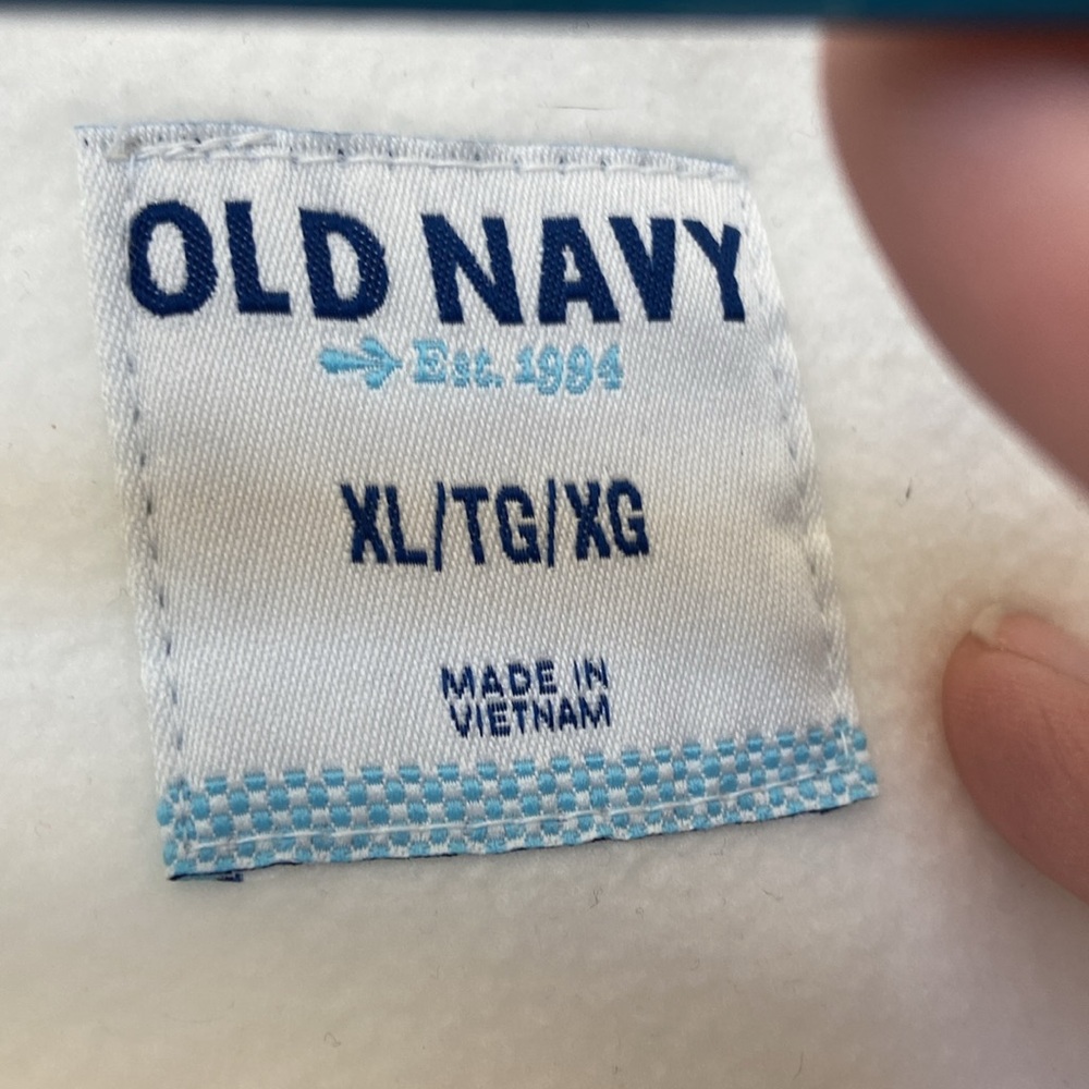 Old Navy Puff Vest - Picture 4 of 7